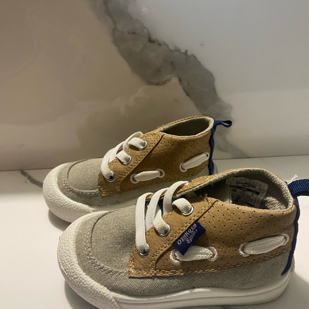 Toddler shoes